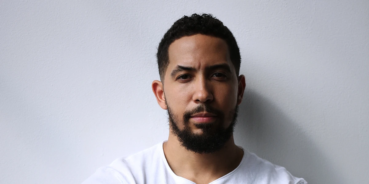 Actor Neil Brown Jr. tells us the 411 about his successful 25-year relationship with his wife