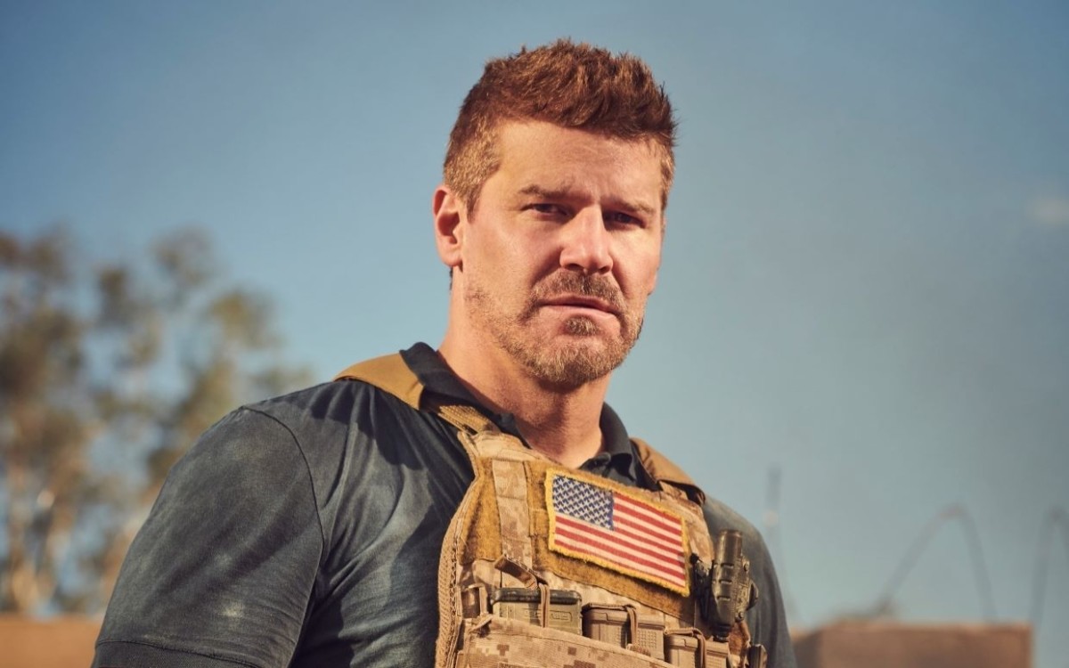 SEAL Team David Boreanaz reacts to the shocking season finale